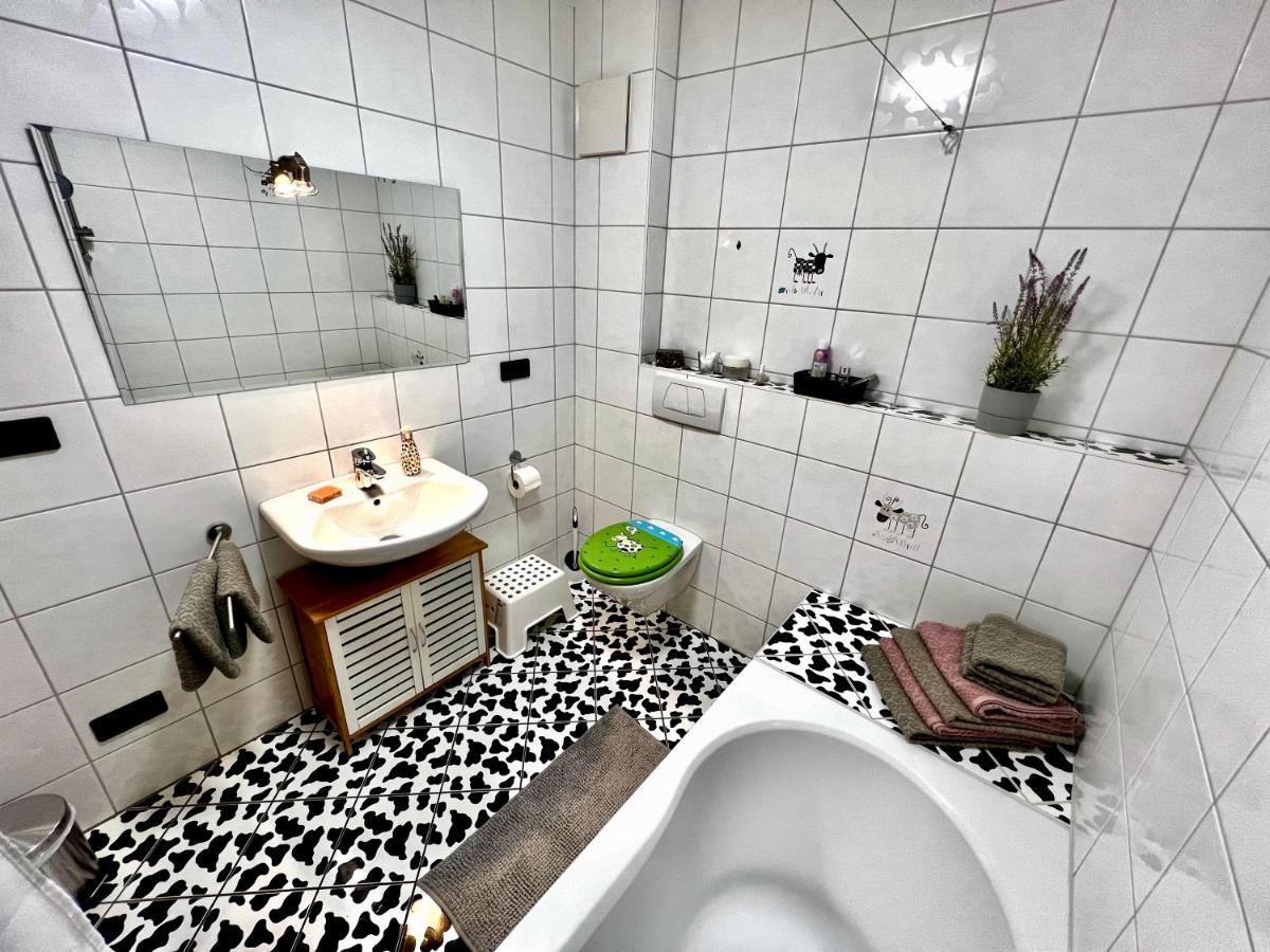 Mopa - Stylisch Wohnen Zwischen Alb Und Legoland Villa Leipheim Exterior foto
